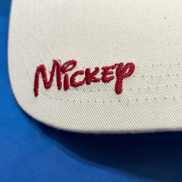 Disney Mickey Mouse White Baseball Hat - Picture 8 of 9